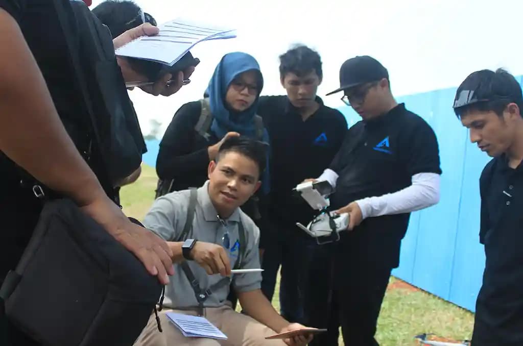 Mengenal KKOP: Kawasan Keselamatan Operasi Penerbangan yang Haram untuk Drone
